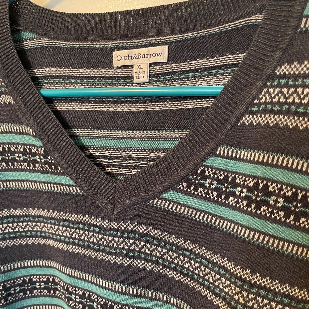 Croft and Barrow Winter V Neck  Striped Sweater - Picture 2 of 4